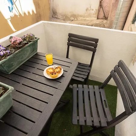 Group-friendly In The Heart Of Bairro Alto Daire Lisboa