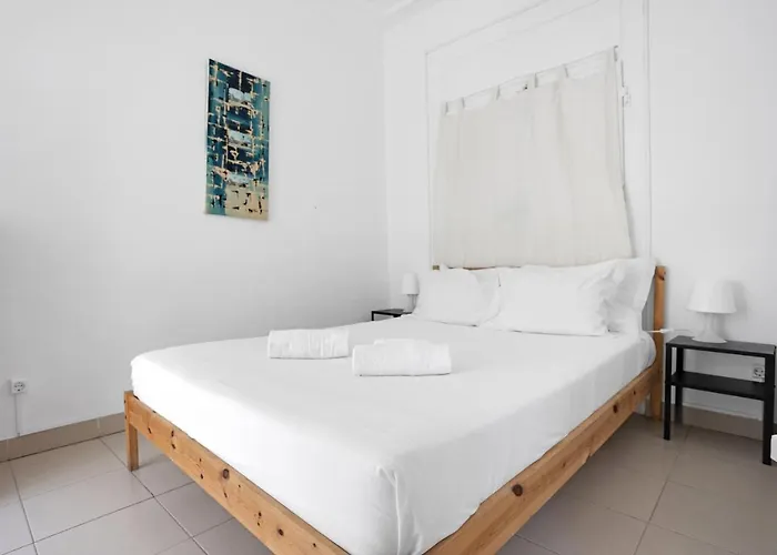דירה Group-friendly In The Heart Of Bairro Alto ליסבון