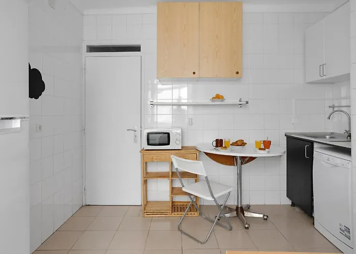 Group-friendly In The Heart Of Bairro Alto Lägenhet Lisboa